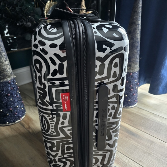 Keith Haring x Disney Mickey Carry-On American tourister newKeith Haring x Disne - Picture 3 of 6